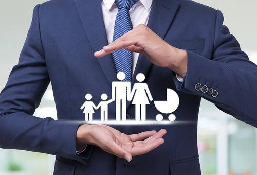 60歲以上老人買什么保險(xiǎn)好？一文搞定！