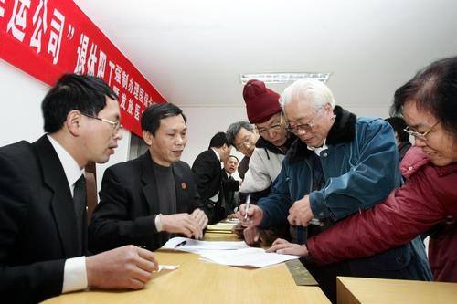 誰最反對延遲退休？這3種人給出的答案，道盡心酸